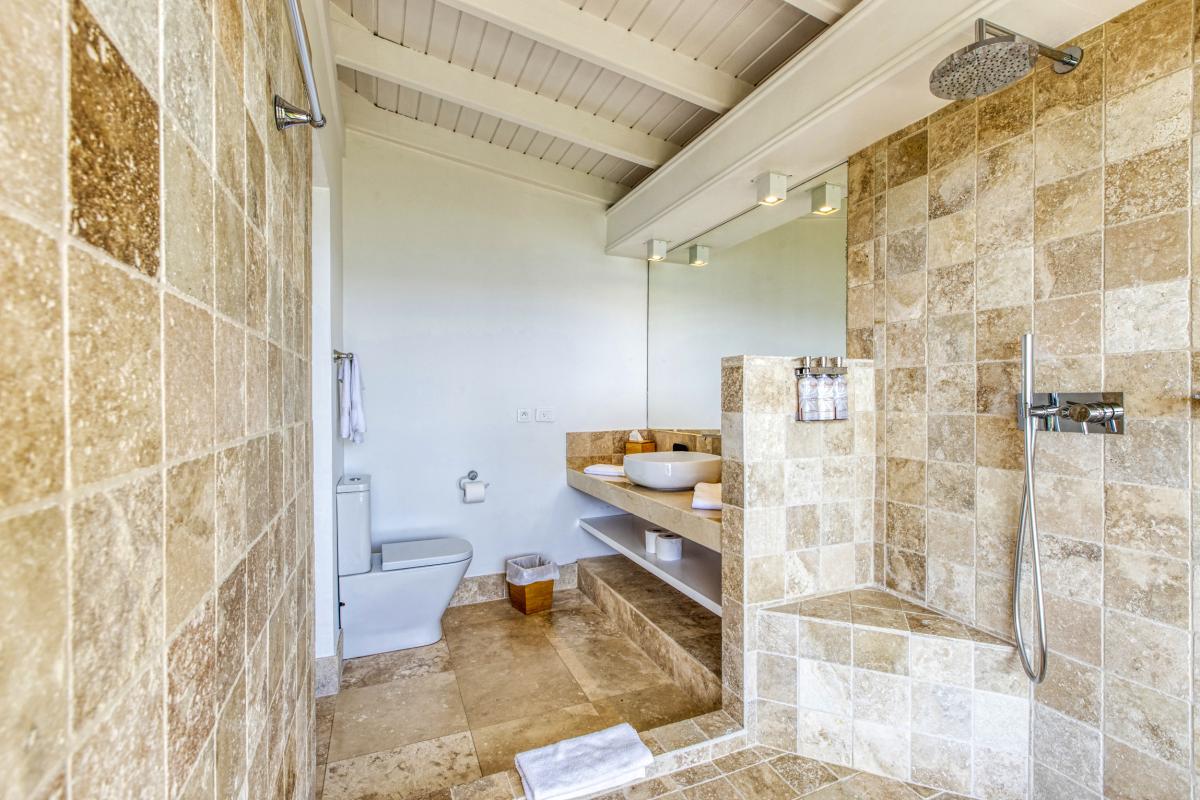 A louer villa 3 chambre Terres Basses Saint Martin_ Salle d'eau - 26